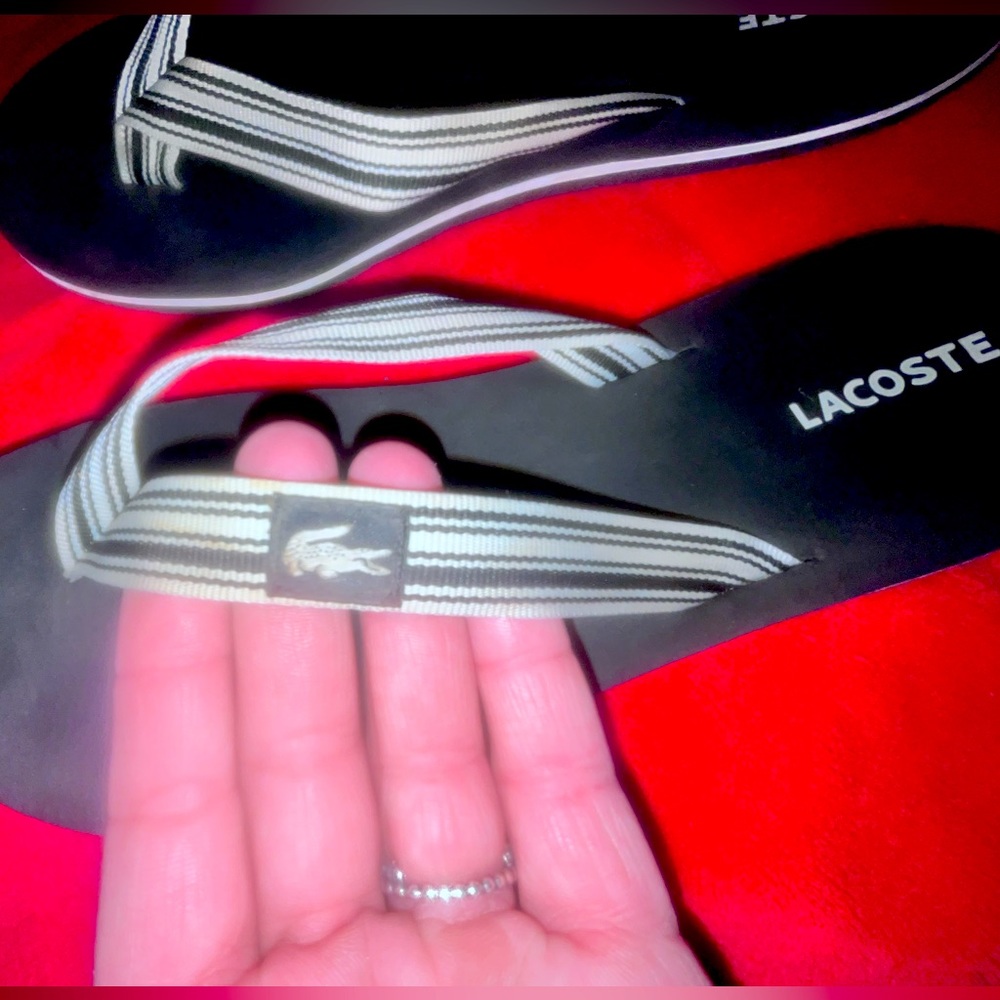 Lacoste fanfic flip flops women’s size 8/9